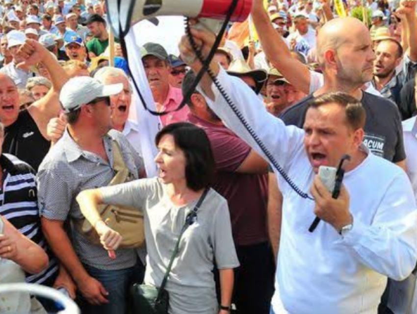 Цырдя о возможном молдавском «Майдане» - народ устал от революций и карманных революционеров
