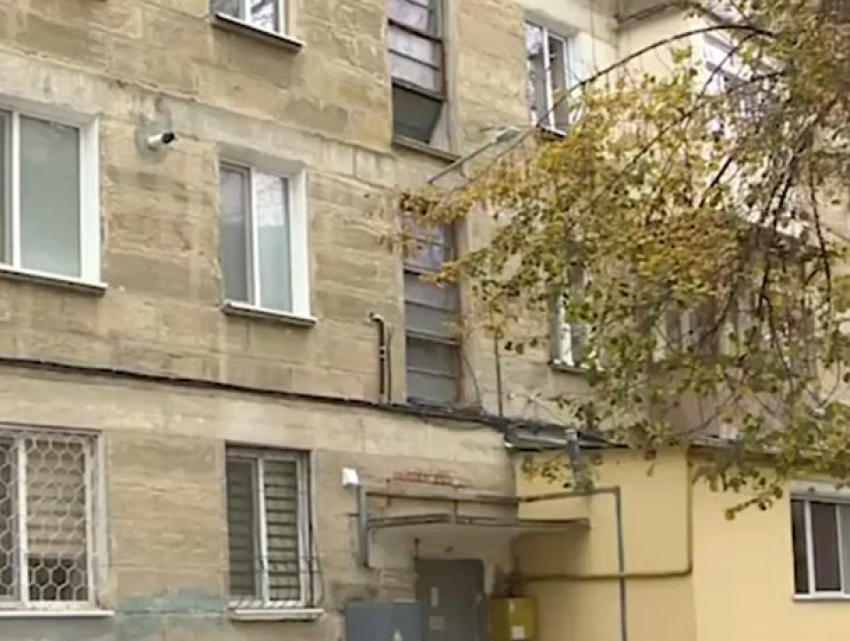 Житель столицы был задушен в собственной квартире 