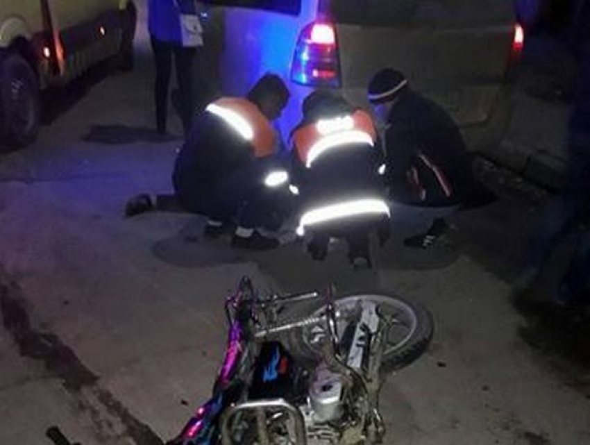 Пьяный мотоциклист попал в серьезное ДТП в Бельцах 
