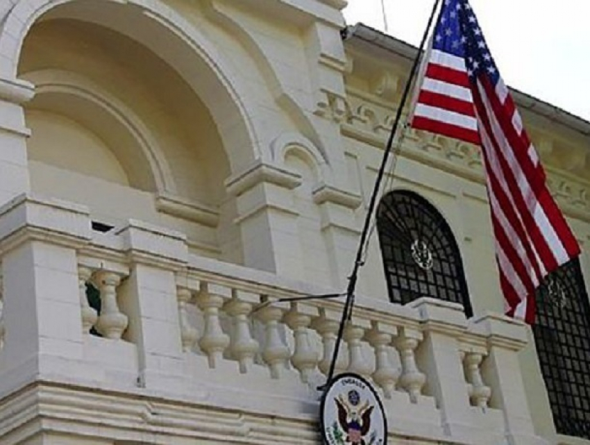 Саморазоблачение США о руководстве Молдовой вызвало троллинг российского посольства