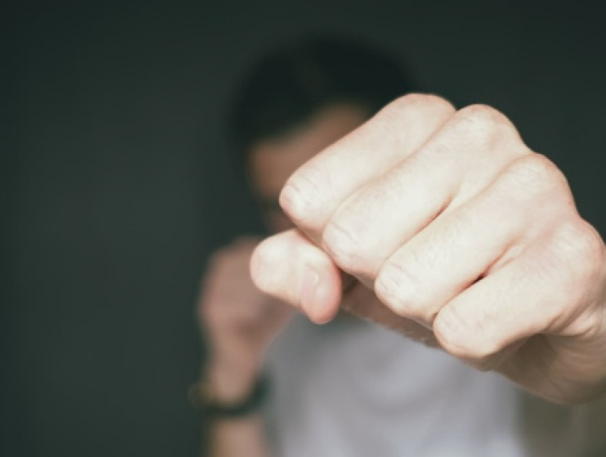 В Бельцах подросток избил 48-летнего мужчину