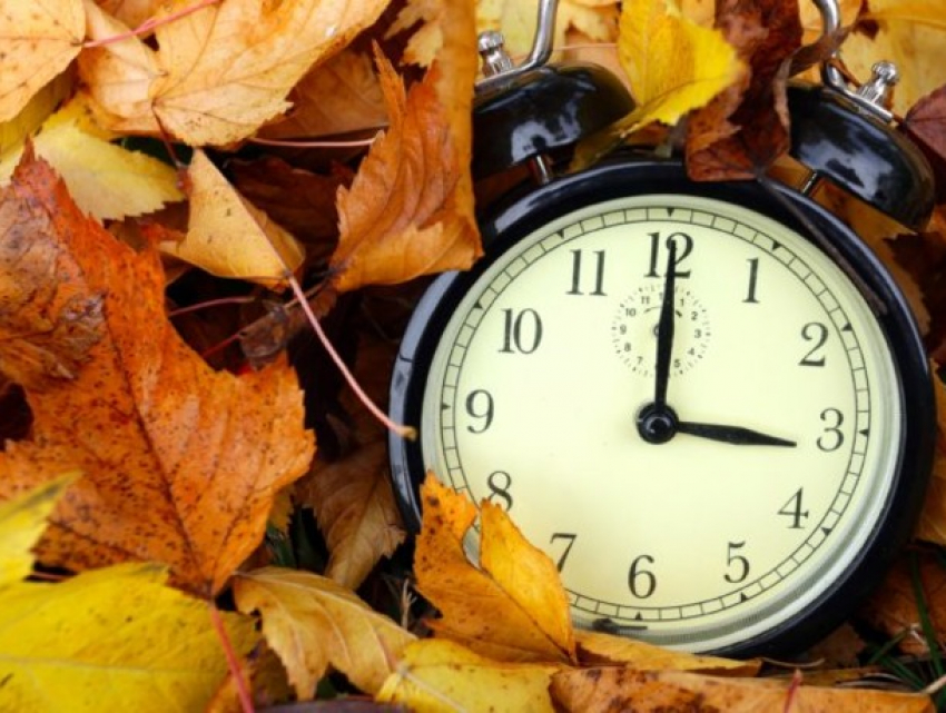 Молдова перейдет на зимнее время: впереди самый длинный день года