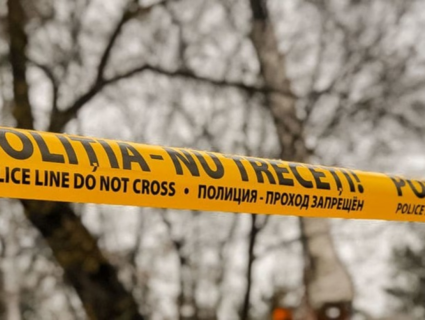 В Чореску нашли разложившееся тело женщины: ее дочь все это время жила рядом