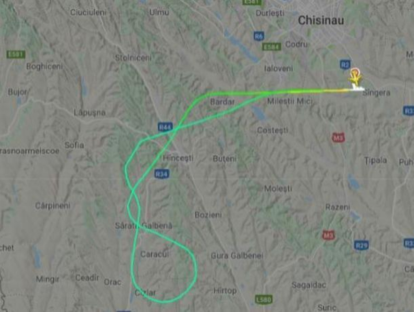 Самолёт AirMoldova с 94 пассажирами вернулся в аэропорт спустя несколько минут после вылета в Италию, возникли проблемы с надёжностью
