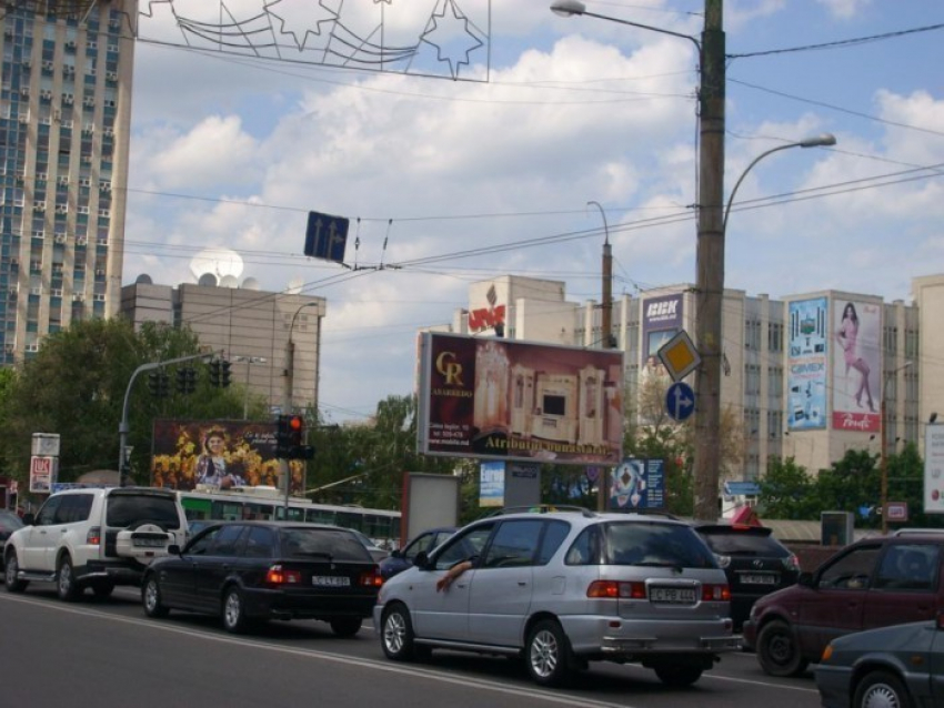 Рекламные панно на бульваре Штефана чел Маре будут снесены