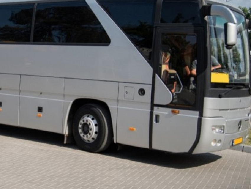 Молдавский автобус из Орадя тронулся на родину