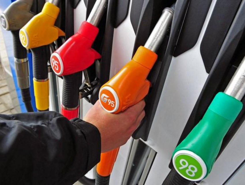 Цены на топливо идут на небольшой на спад
