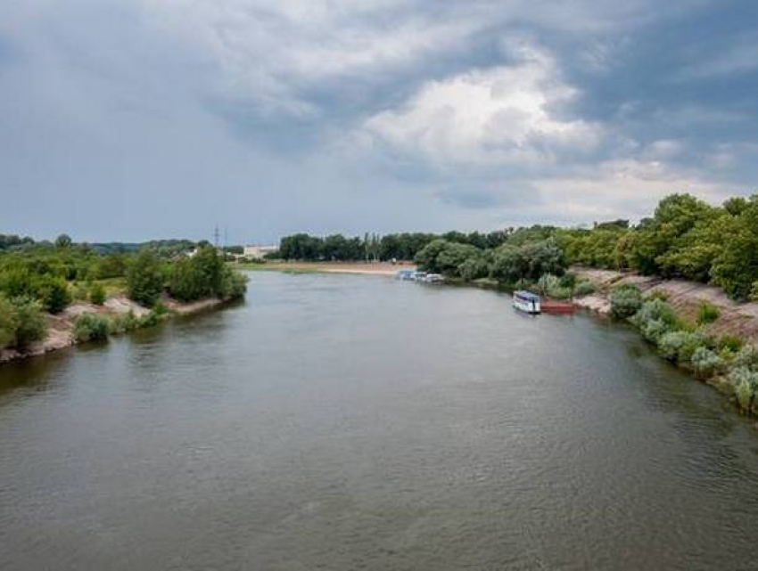 На Днестре осуществлен сброс воды