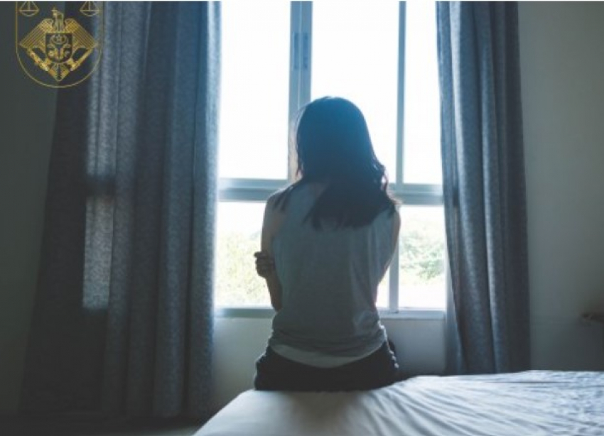 46-летний мужчина приговорён к 15 годам лишения свободы за изнасилование 13-летней дочери своего знакомого