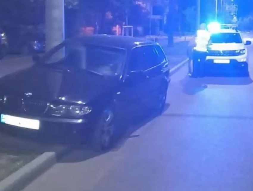 Житель Кишинева угнал BMW, разбил ее и вскоре попался полиции