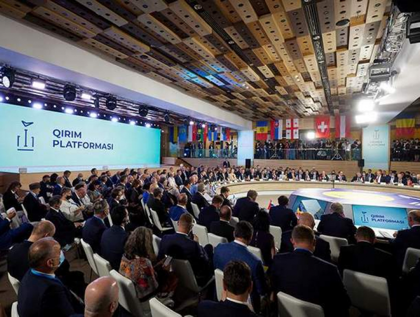 Саммит «Крымская платформа» является красивым прикрытием для отмывания денег, - мнение