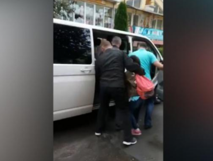 Прокуратура возбудила уголовное дело по факту выдворения семи турецких учителей с территории Молдовы