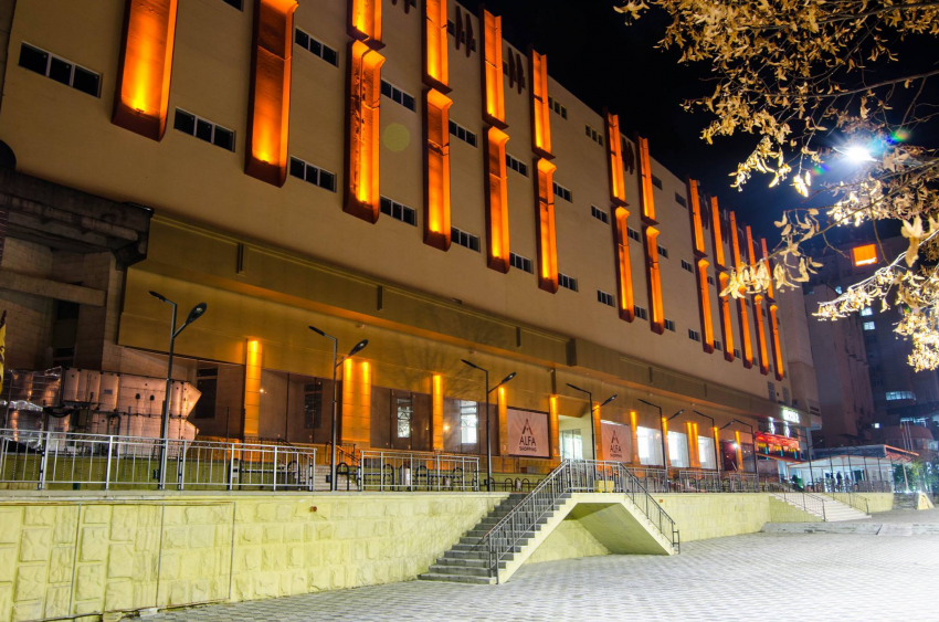 В Кишиневе появится новый торговый центр с тремя бассейнами и 3D полами