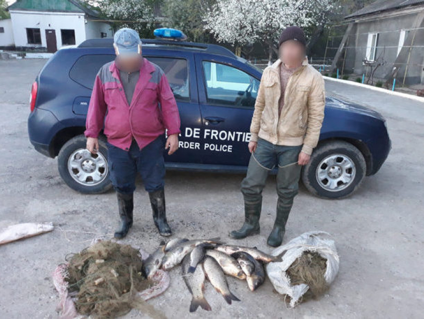 Восемь жителей Молдовы попались на незаконной ловле рыбы в пограничной зоне