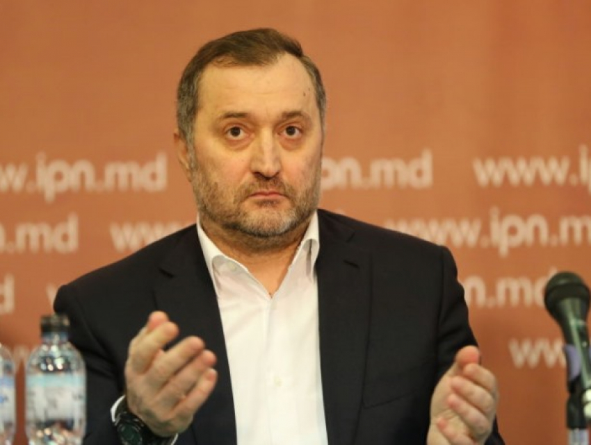 Молдавская политическая басня - Филат и безвиз