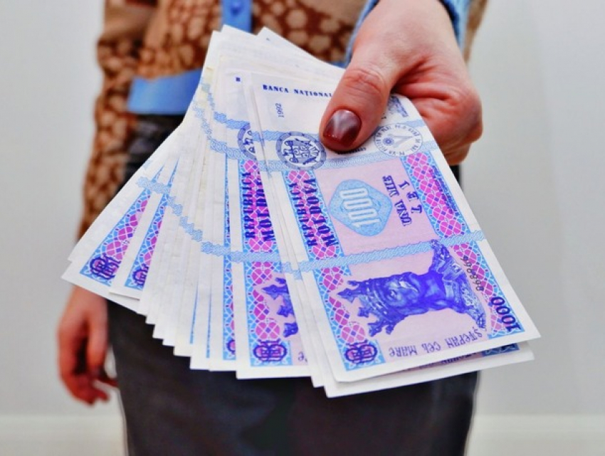 В Молдове выросла средняя зарплата, но есть нюанс