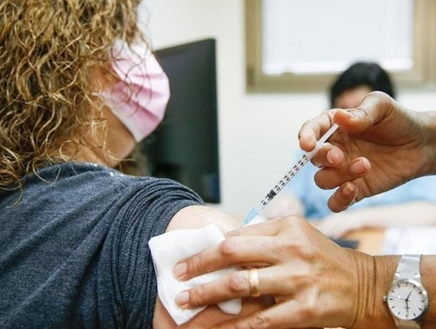 В Молдове использовано почти 79 тысяч доз вакцины против COVID-19 