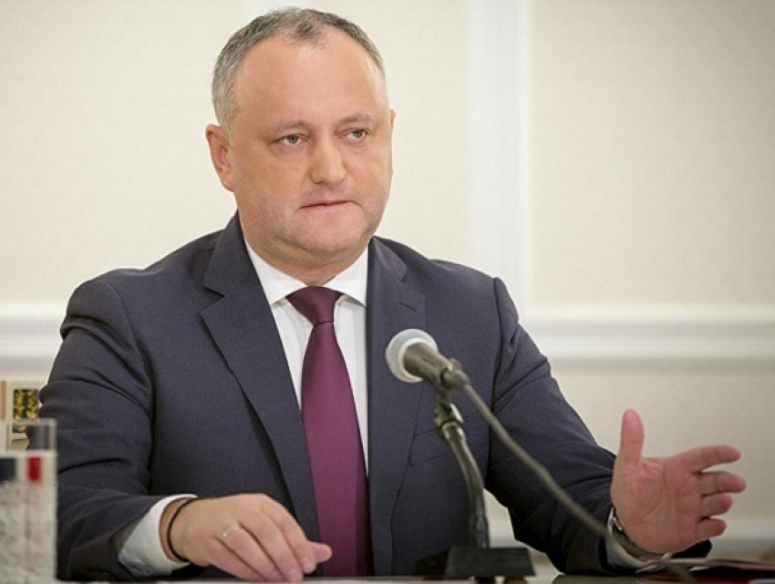 Президент Молдовы призвал всех жителей Кишинева отказаться от политических амбиций и выйти на референдум