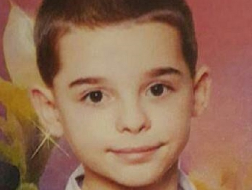 Родители попросили помощь в поисках пропавшего 12-летнего мальчика во Флорештах
