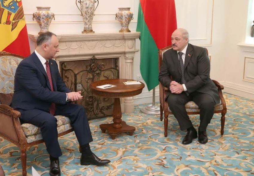 В июле Додон совершит официальный визит в Беларусь по приглашению Лукашенко 
