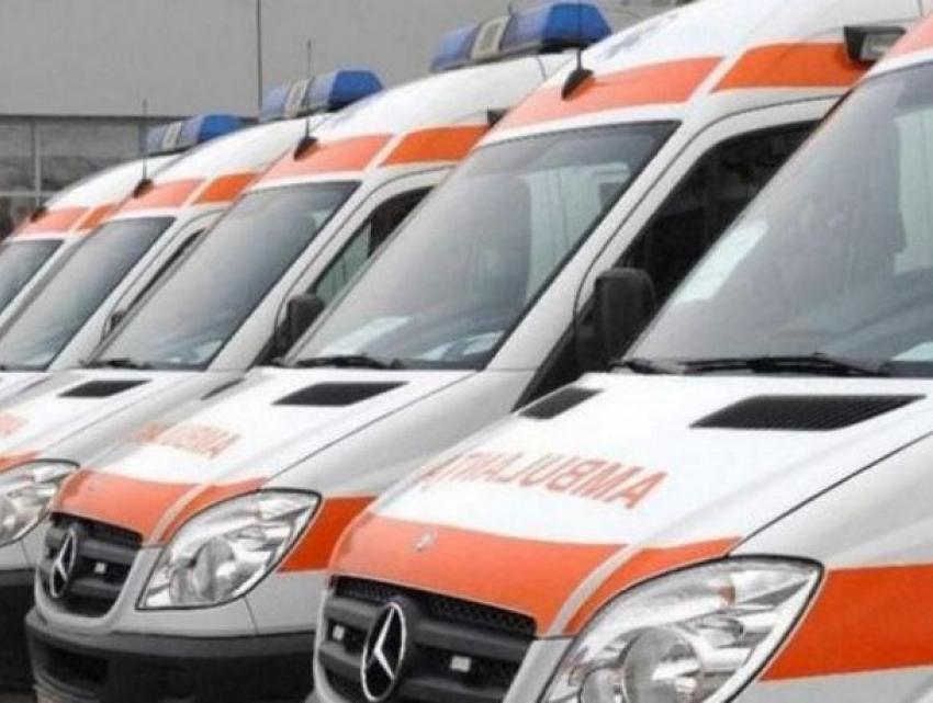 В Молдове отменили аукцион на закупку 22 машин скорой помощи 