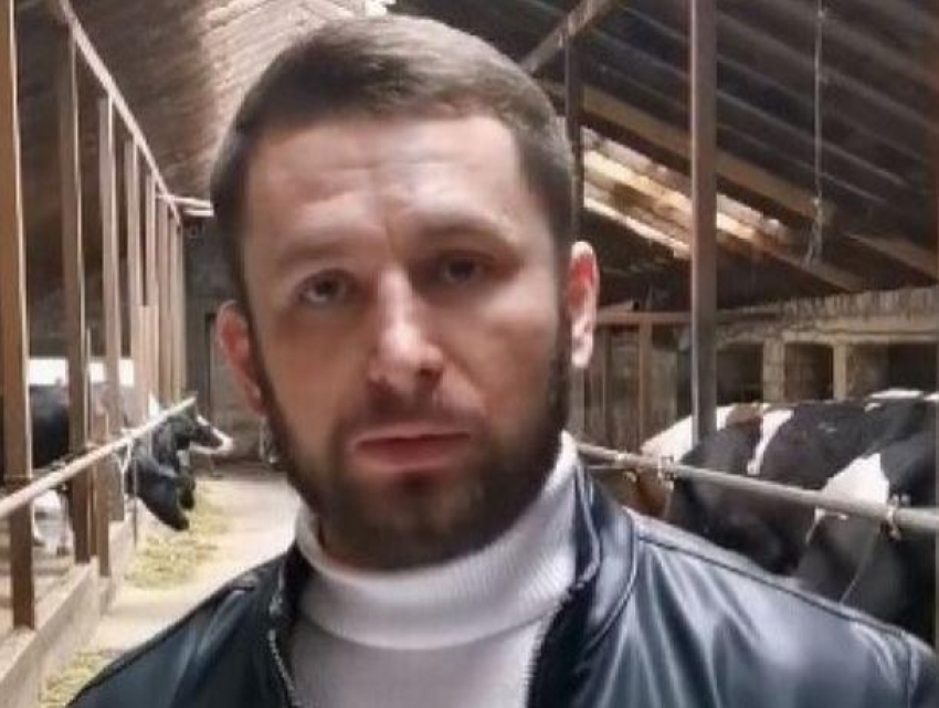 Филип решил навестить фермера, устроившего молочный протест - но помочь ему премьер не может
