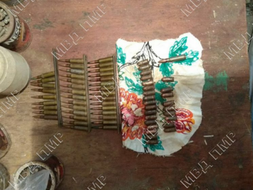 Пожилой жительнице ПМР умерший муж оставил в наследство боеприпасы