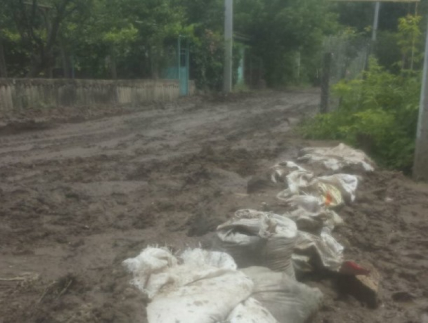На севере Приднестровья стихия все сметает на своем пути