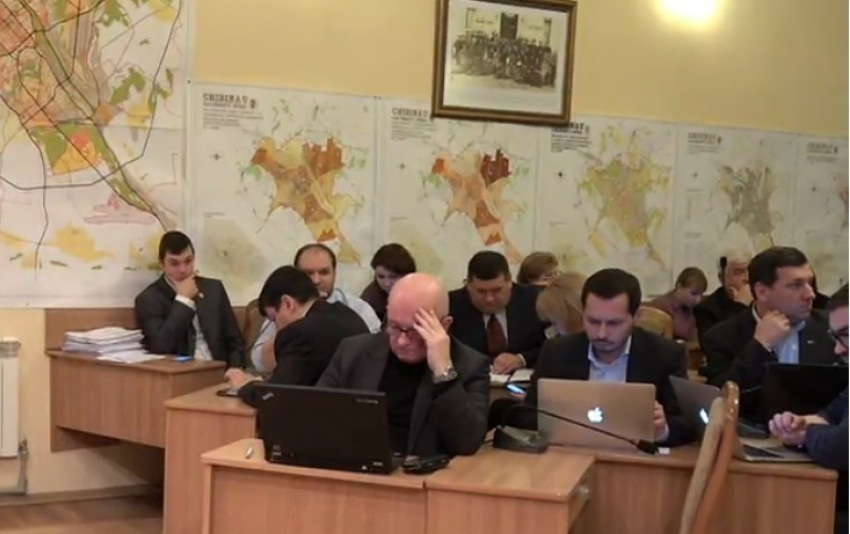 Социалисты в Мунсовете потребовали от Генпрокуратуры привлечь Киртоакэ к уголовной ответственности за незаконный спил деревьев на ПВНС