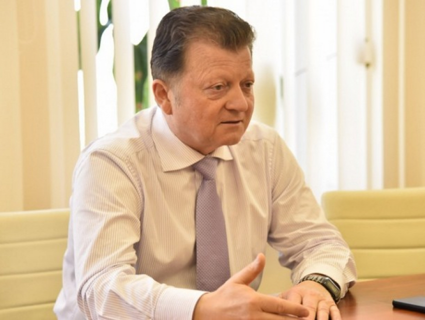 Владимир Цуркан оспорил свое смещение с поста председателя Конституционного суда