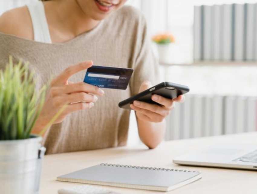 Женщина из Германии выставила своего мужа на продажу