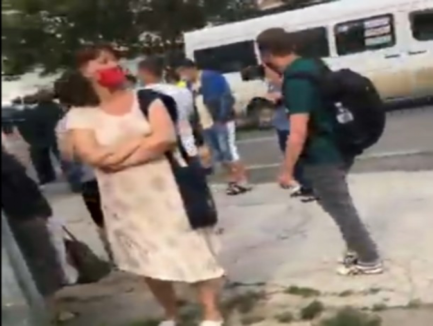 Кишиневцы: спасибо Либеральной партии за незаконно снесенную часть жилого дома