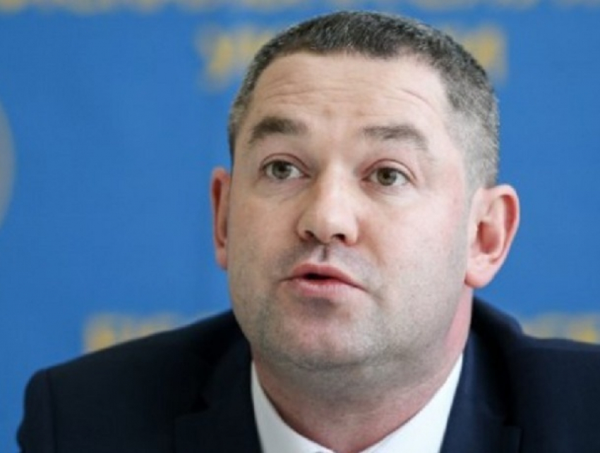СМИ: Бывший главный налоговик Украины сбежал в Молдову, спрятавшись в багажнике автомобиля