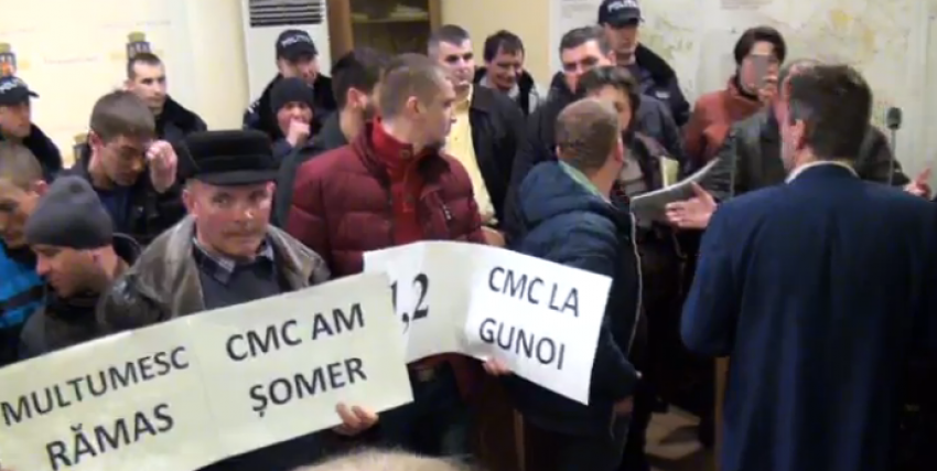 Строители с Дога 32/2 выступили в защиту либерала Юрия Дырды