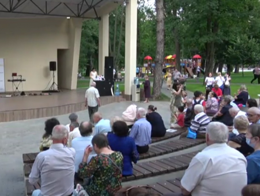 Праздничный концерт для многодетных пар состоялся в Кишиневе