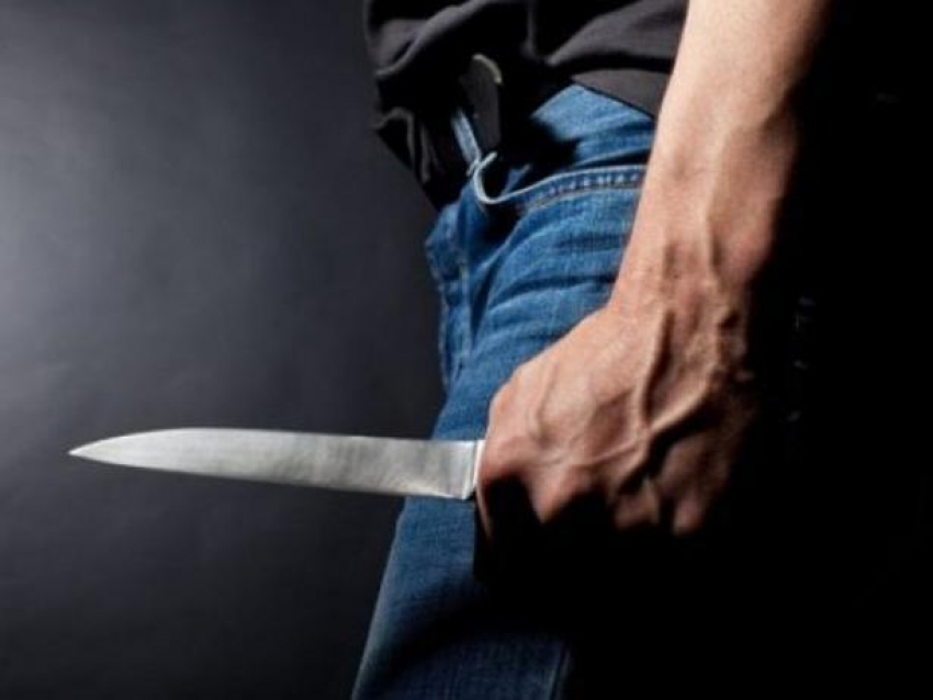 Кровавый скандал в Слободзее: мужчина ударил жену ножом в бедро
