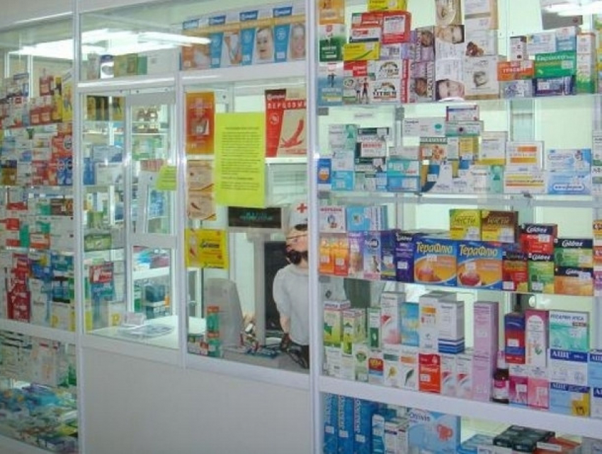 Аптеки разоряют людей, которым нужны лекарства от коронавируса
