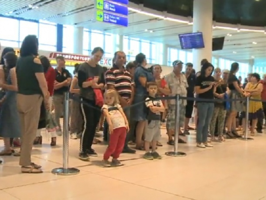 Злополучный рейс из Лондона с измученными и возмущёнными пассажирами прибыл в Кишинев