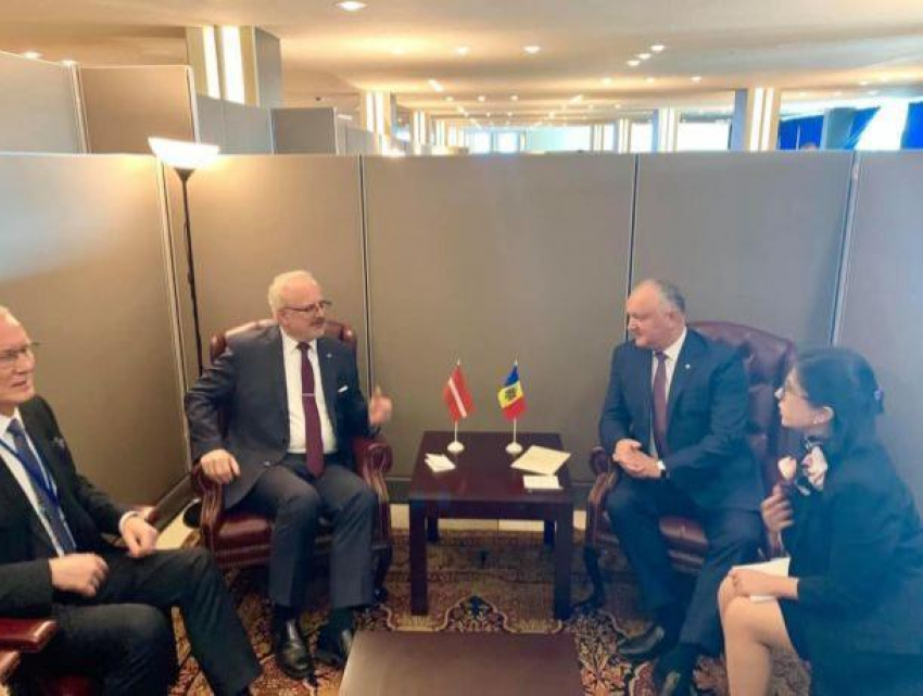 Молдавский президент встретился со своим латвийским коллегой в Нью-Йорке