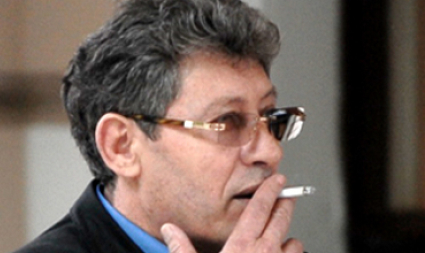 Депутаты жалуются на Гимпу: Он курит в туалете 