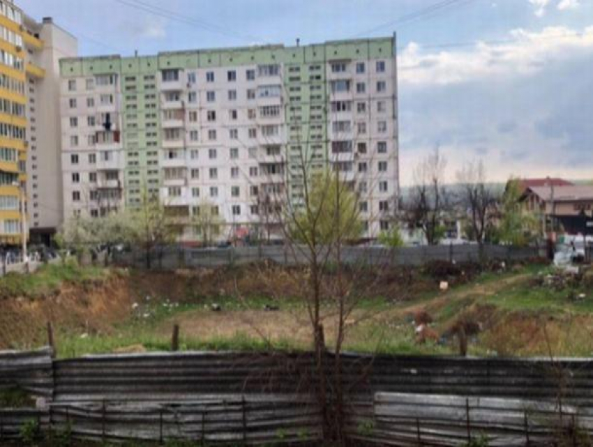 Вырытый ещё семь лет назад котлован на Буюканах будет засыпан