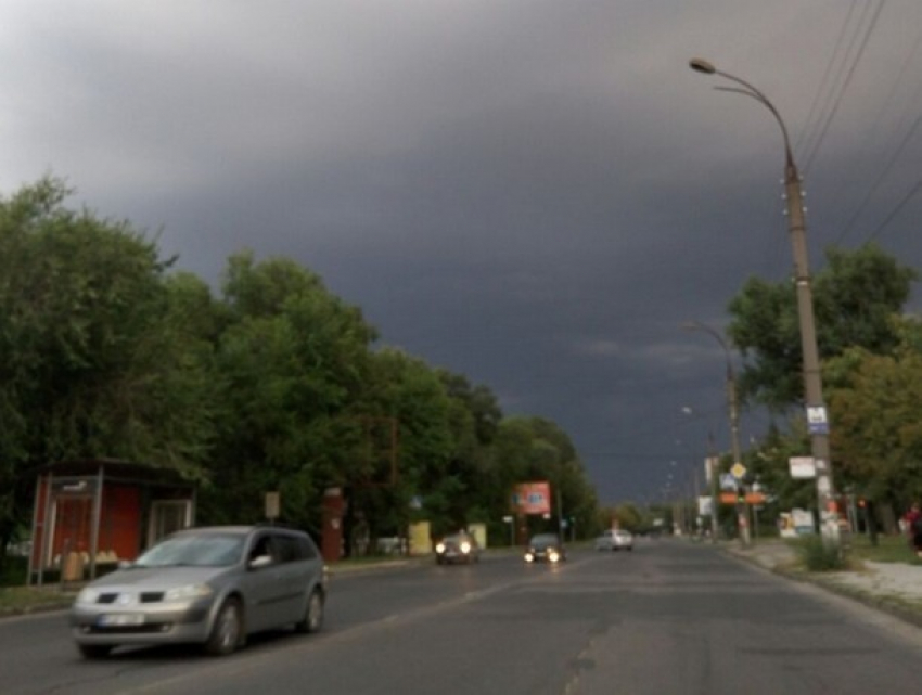 Погода в Молдове на редкость неустойчивая: объявлено сразу три кода предупреждения