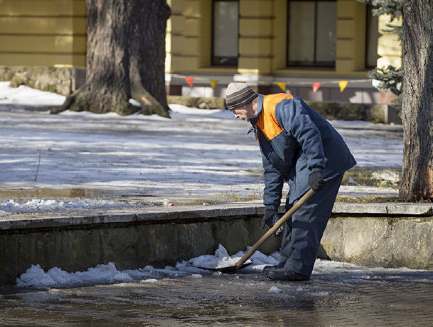 Зима берет тайм-аут: жителей Молдовы ожидают относительно теплые выходные