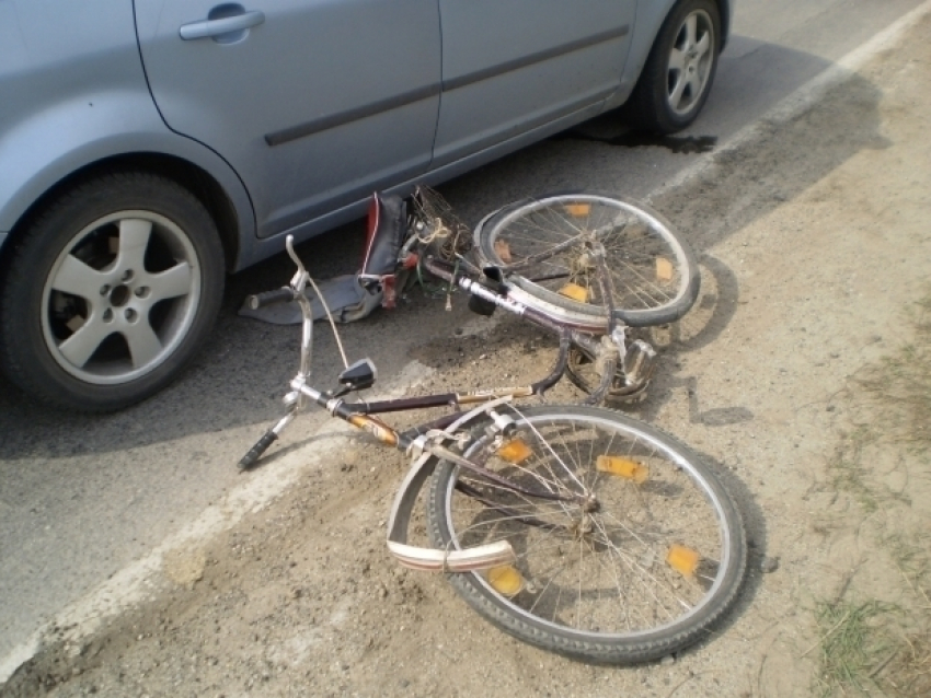 В Бричанском районе велосипедистку сбил пьяный автомобилист