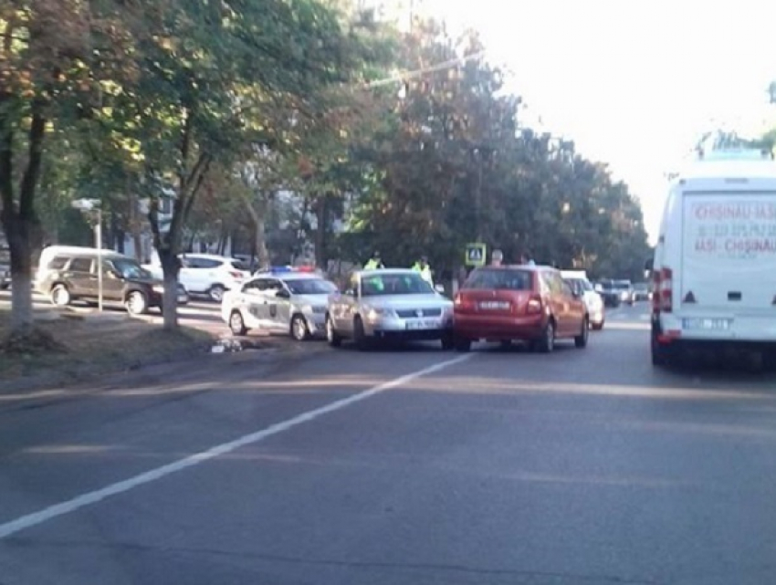 Три массовые аварии парализовали главные дороги Кишинева