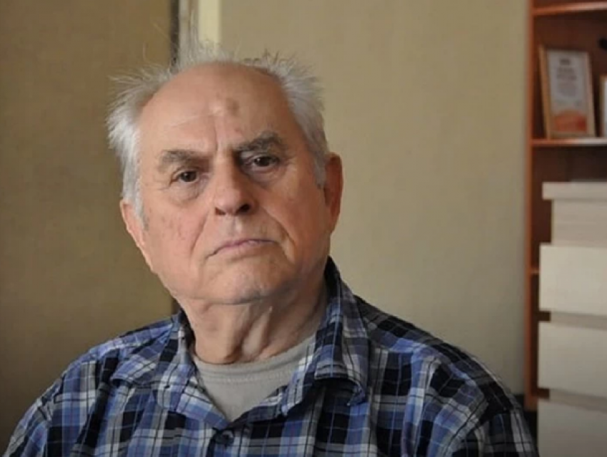 Со счета пенсионера из Кишинева исчезло 40 тыс долларов – третий год длится война с банком