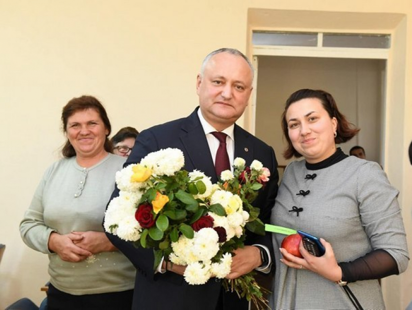 Президент посетил родное село Садова
