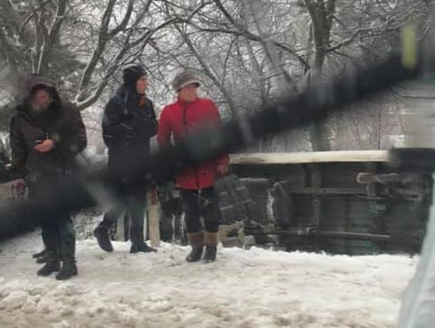Снег выпал неожиданно: полный провал молдавских коммунальщиков 