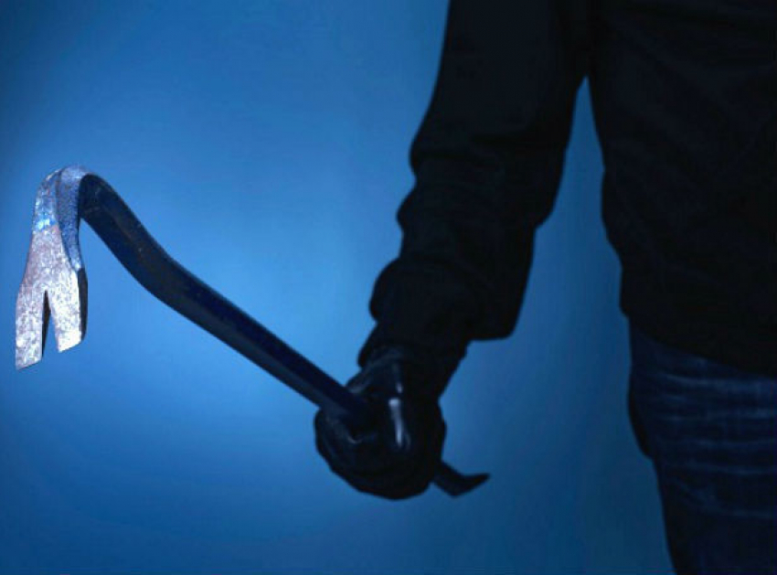 Любовница обнаружила мертвого мужчину в Дурлештах: удар ломом оказался смертельным