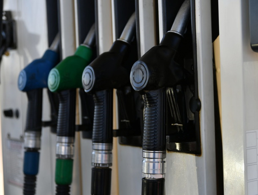 С 1 января повысятся акцизы на дизельное топливо и бензин